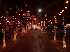 项目名称：2023年唐山市迁西县城区节日灯亮化工程 项目甲方：迁西县住房和城乡建设局 项目乙方：中鸿顺鑫建设集团有限公司 供 应 商：广东鑫仕浦照明科技股份有限公司 项目日期：2023年1月 项目地址：河北唐山市迁西县 材料名称： LED中