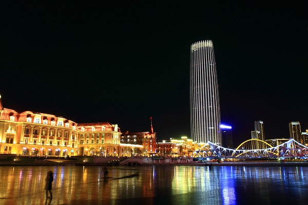 天津津塔夜景亮化工程实景图