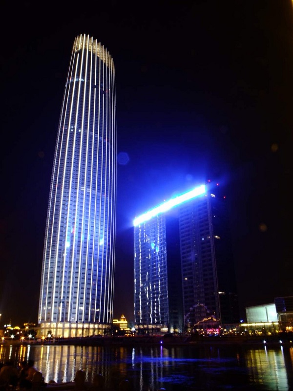 天津津塔夜景亮化工程实景图