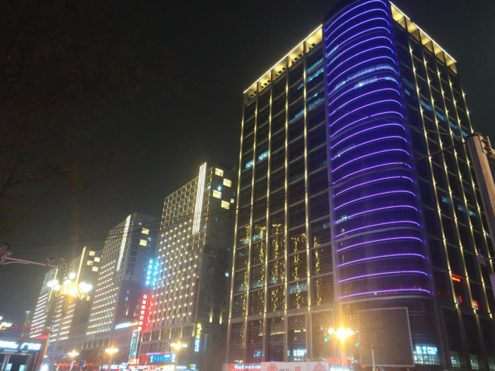 石家庄中山路亮化工程实景拍摄图4