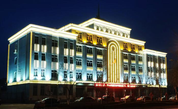 石家庄鹿泉区工商局楼体亮化工程夜景图2