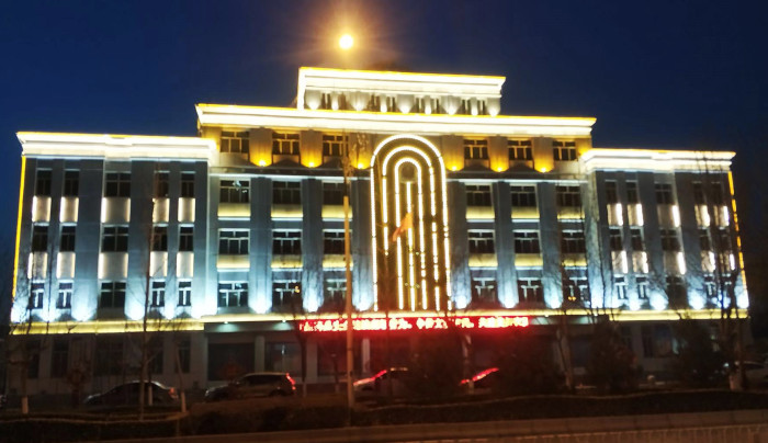 石家庄鹿泉区工商局楼体亮化工程夜景图3