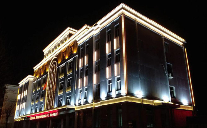 石家庄鹿泉区工商局楼体亮化工程夜景图5
