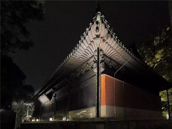 古寺院落光源选择方法