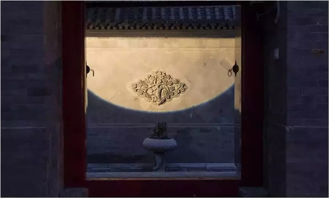 古寺中轴线光源选择方法
