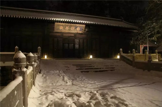 古寺雪景光源选择方法